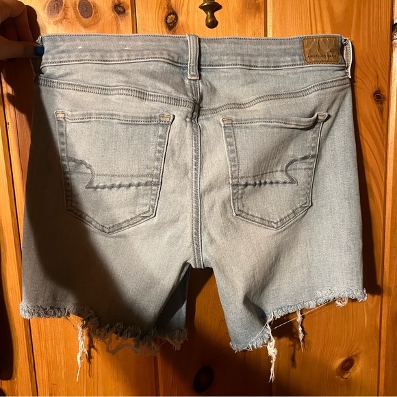 American Eagle Ne(x)t Level Stretch High Waisted Jean Shorts | Size: 10 - Picture 5 of 5